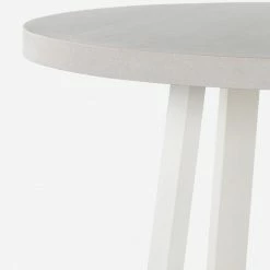 Lulu And Georgia Hollis Indoor / Outdoor Round Dining Table