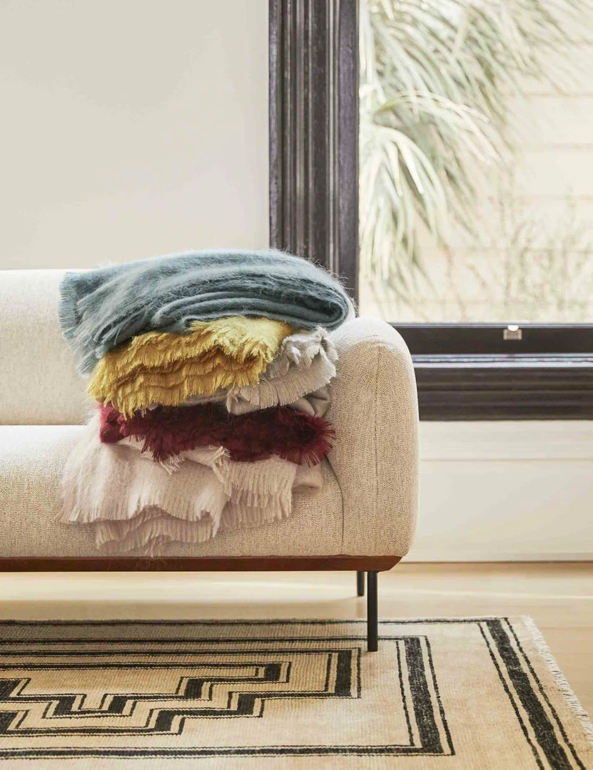 Brand new 💯 Lulu And Georgia Aimee Mohair Throw 😀 24 Lulu And Georgia Aimee Mohair Throw