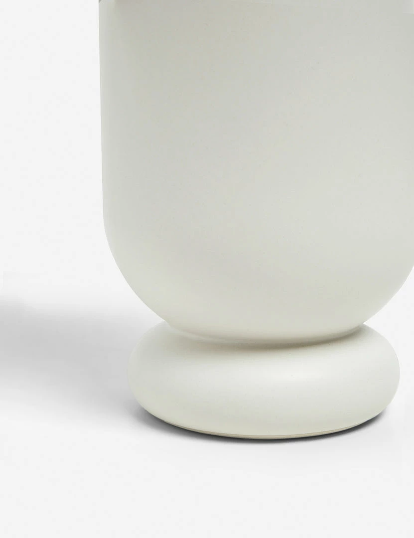 Flash Sale π₯ Lulu And Georgia Curved + Rounded Justine Vase π 9 Lulu And Georgia Curved + Rounded Justine Vase